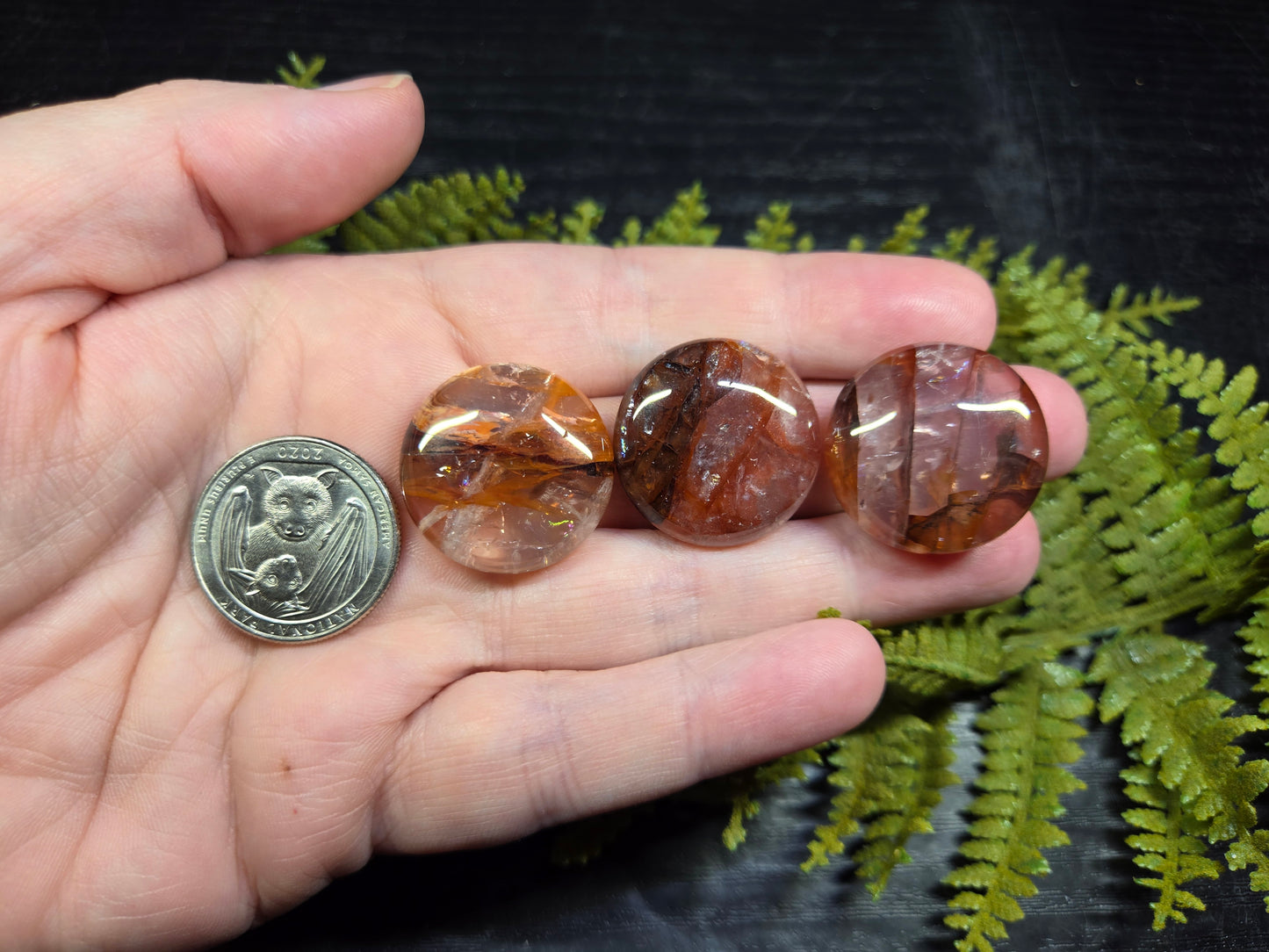Fire Quartz Mini "Mento" Palm Stones