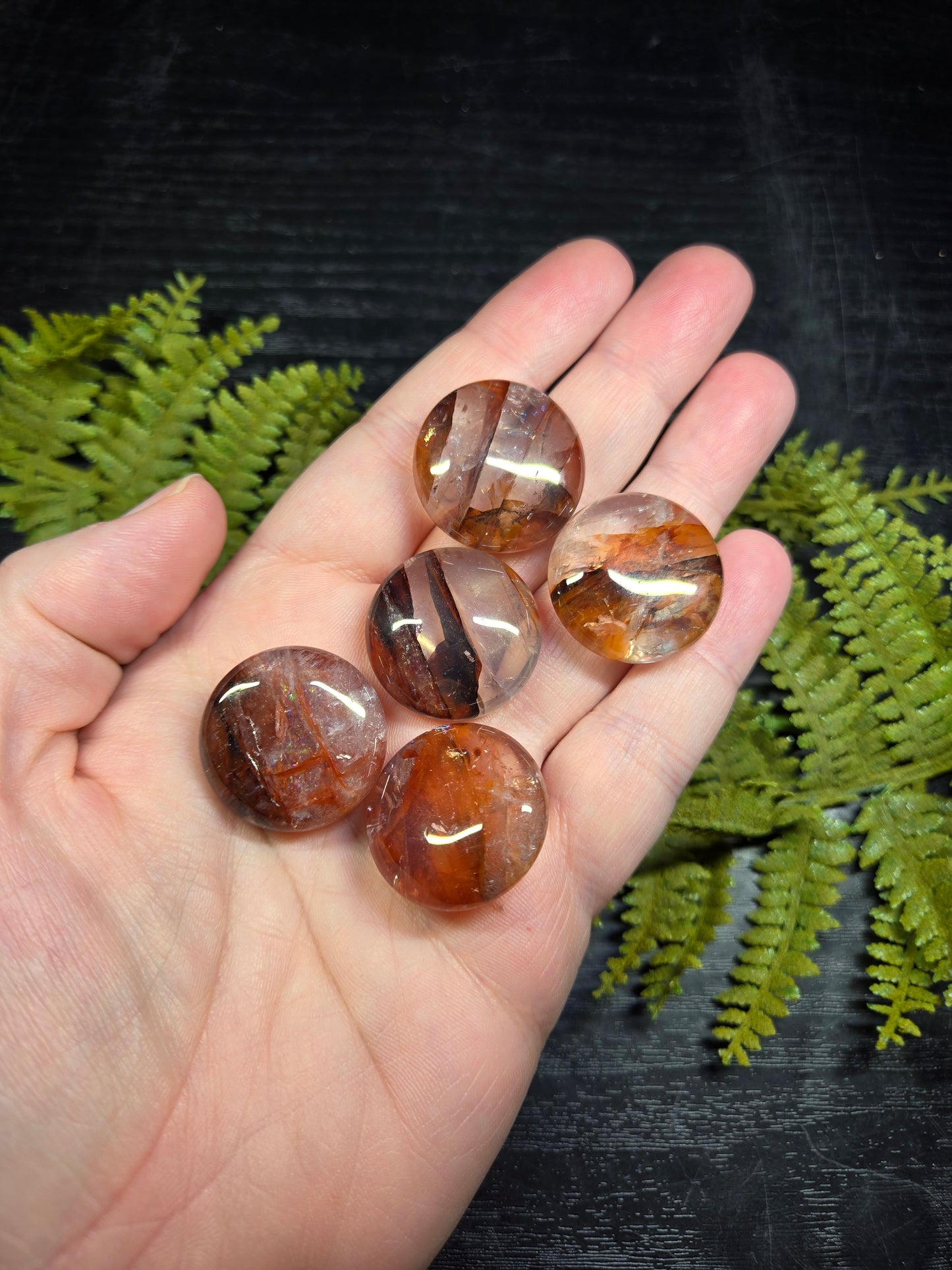 Fire Quartz Mini "Mento" Palm Stones