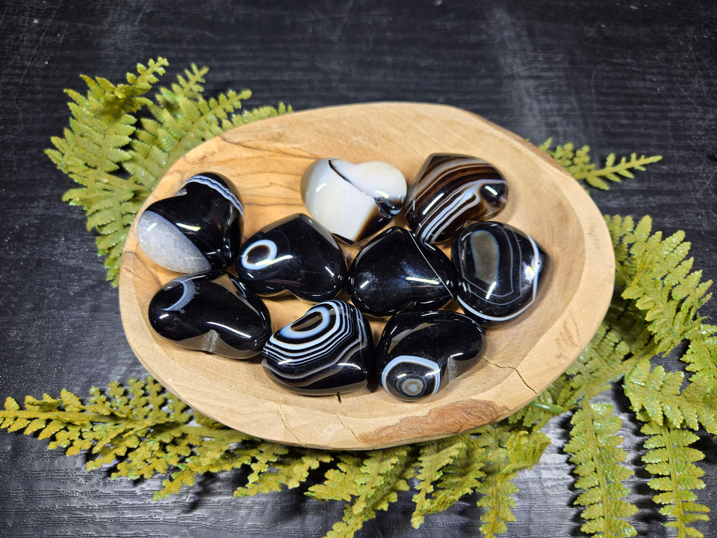 Black Tuxedo / Silk Agate Hearts
