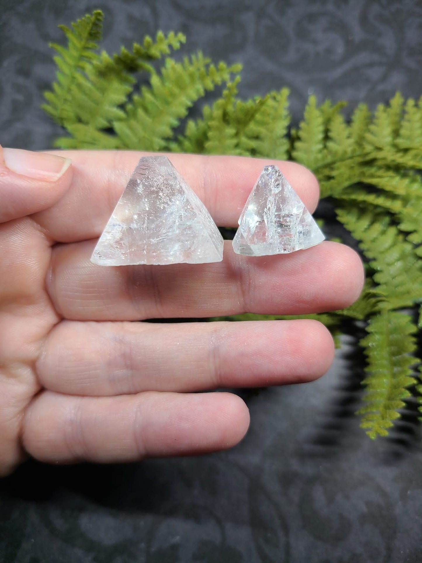 Apophyllite Tips